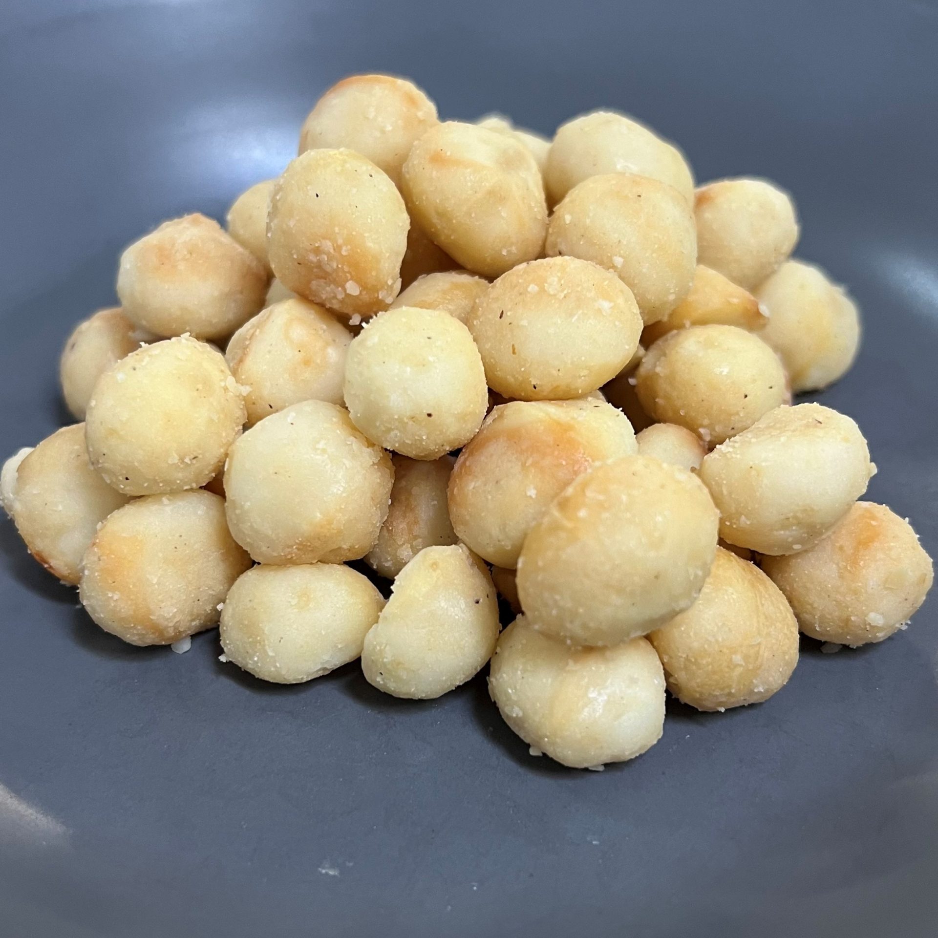 Roasted Salted Macadamias Style 1 Factory Seconds - 11.34KG